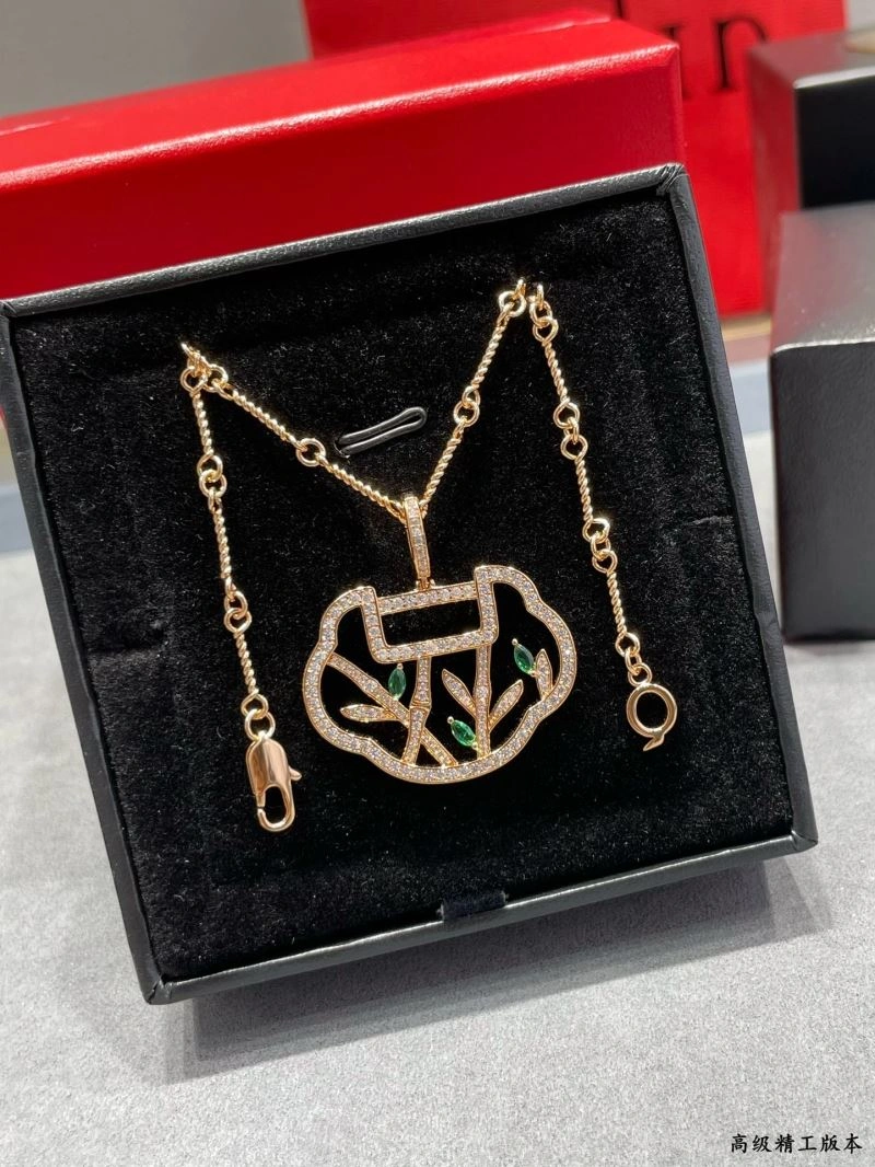 Qeelin Necklaces TimelessDesign 211702