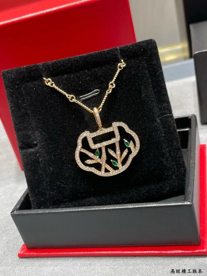 Qeelin Necklaces TimelessDesign 211702