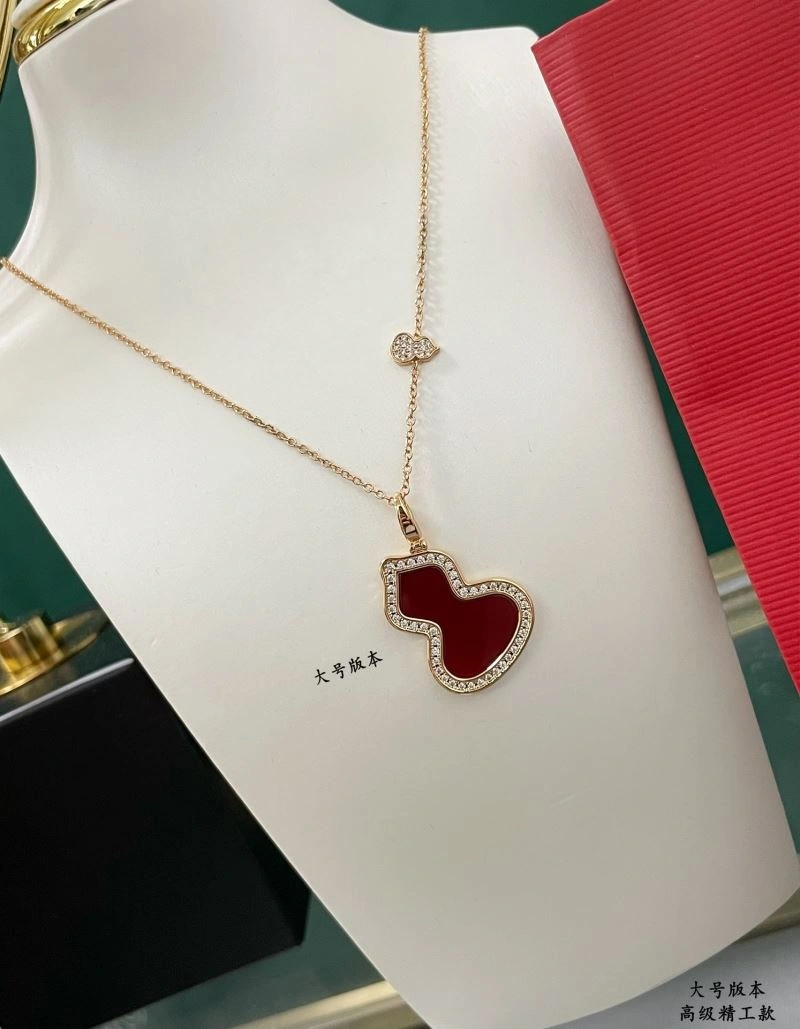 Qeelin Necklaces Sleek 211699
