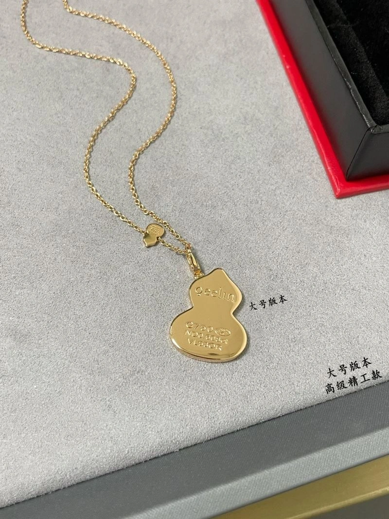 Qeelin Necklaces Sleek 211699