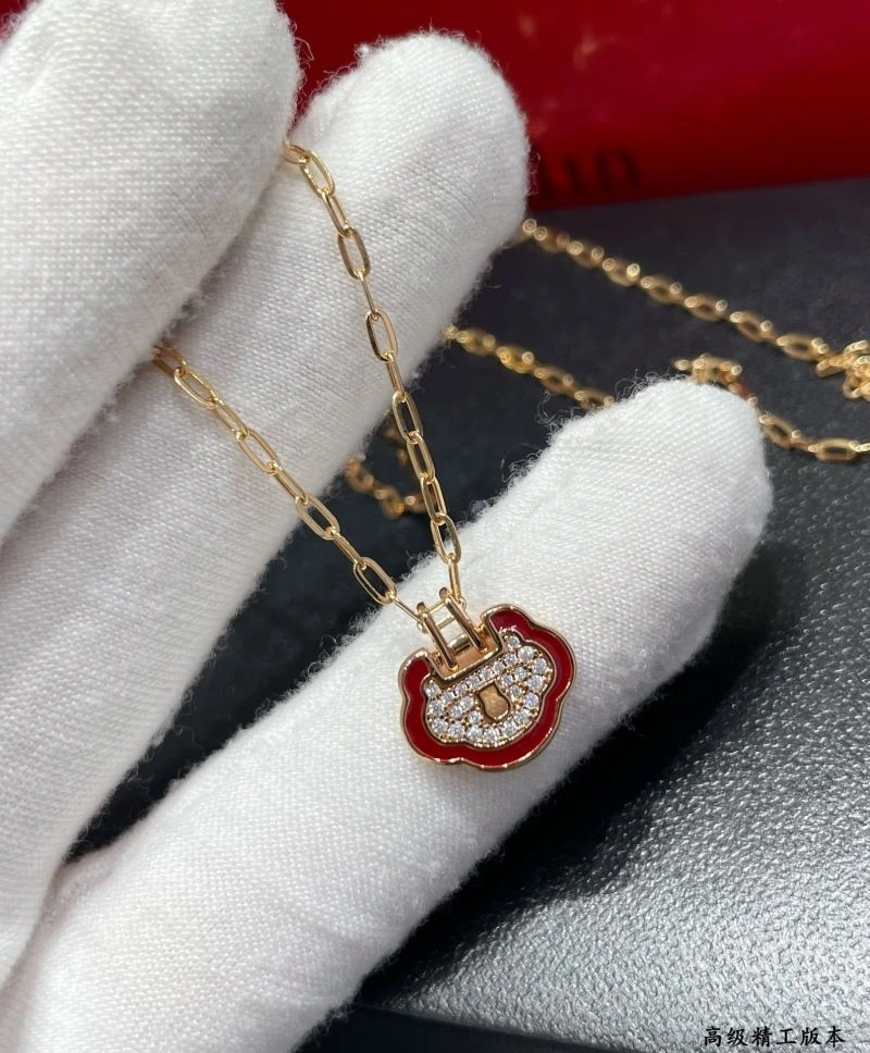 Qeelin Necklaces EyeCatching 211696