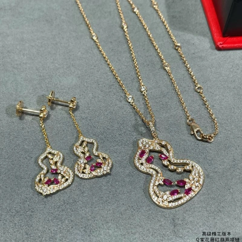 Qeelin Necklaces Supportive 211682