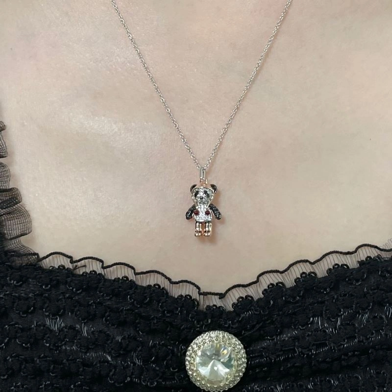 Chic Qeelin Necklaces 211686