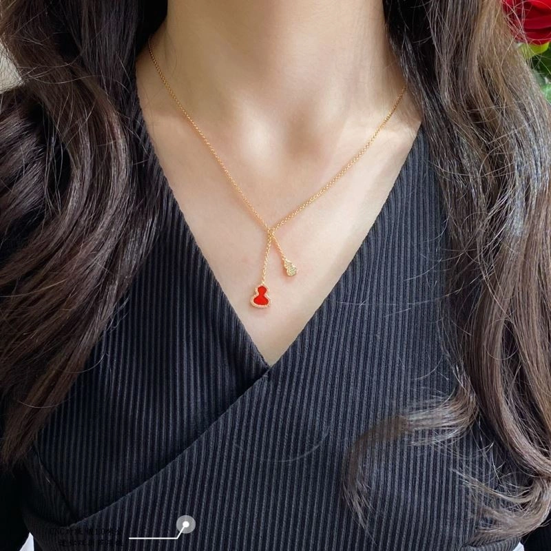 Qeelin Necklaces EyeCatching 211697