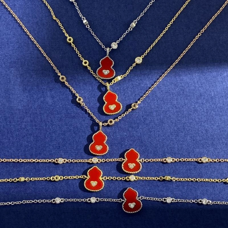 Qeelin Necklaces SunProtective 211687