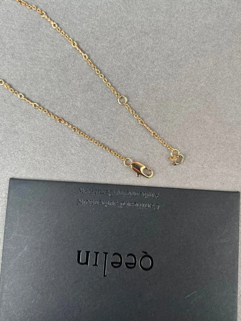 EyeCatching Qeelin Necklaces 211674