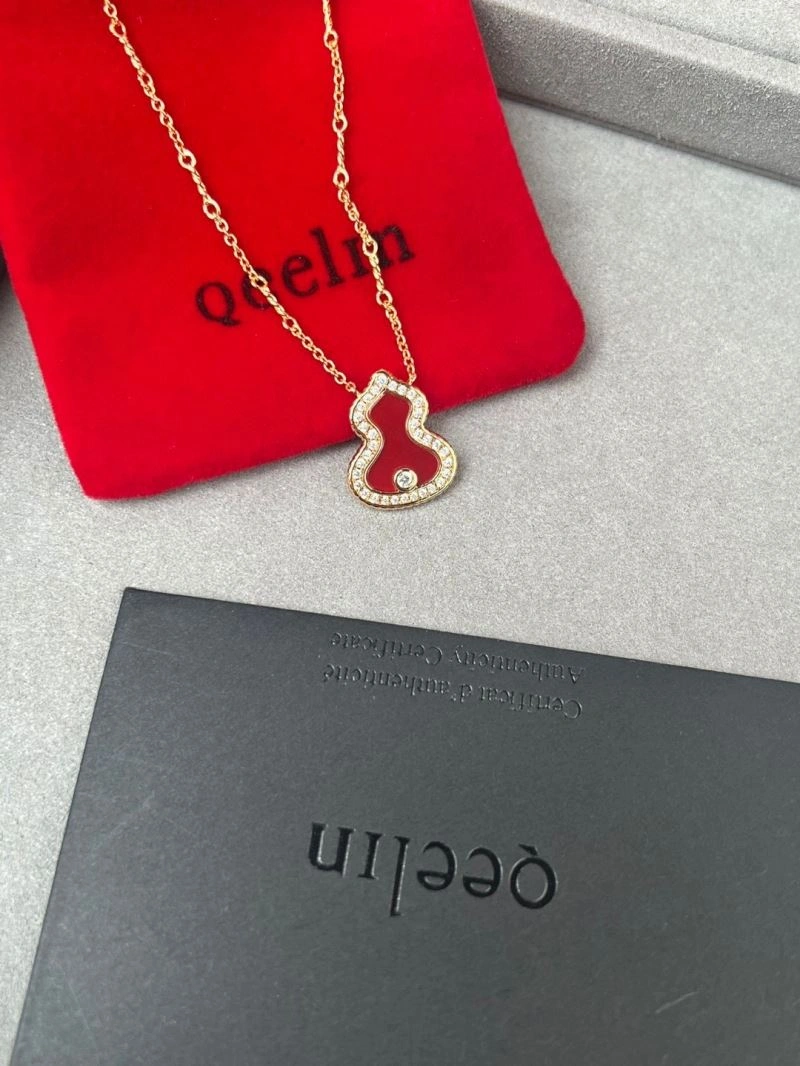 EyeCatching Qeelin Necklaces 211674