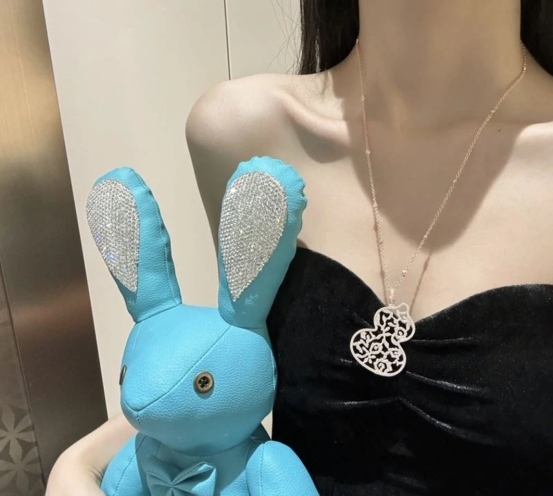 GoAnywhere Qeelin Necklaces 211669