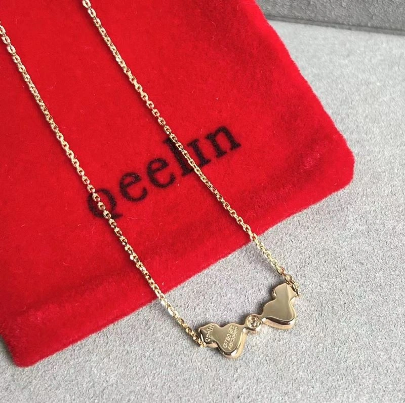 Bold Qeelin Necklaces 211671