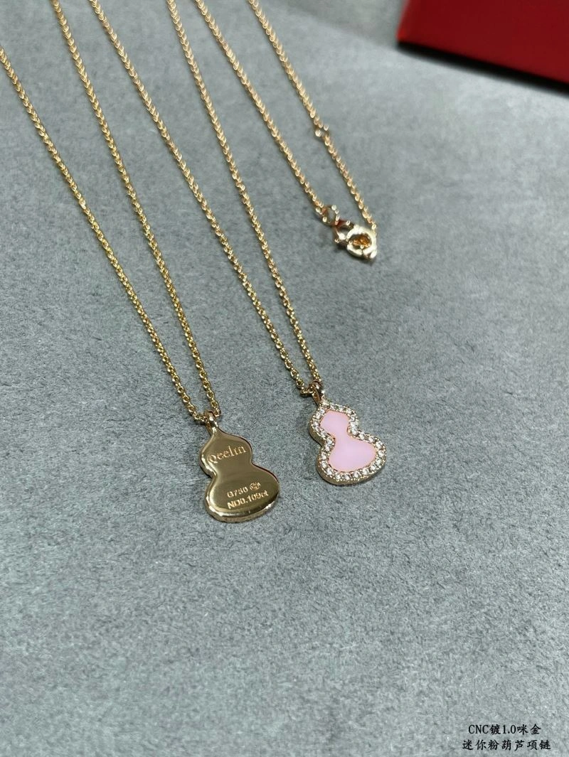 Seasonal Qeelin Necklaces 211108
