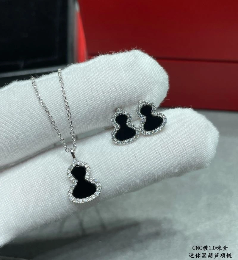 Qeelin Necklaces WaterResistant 211097