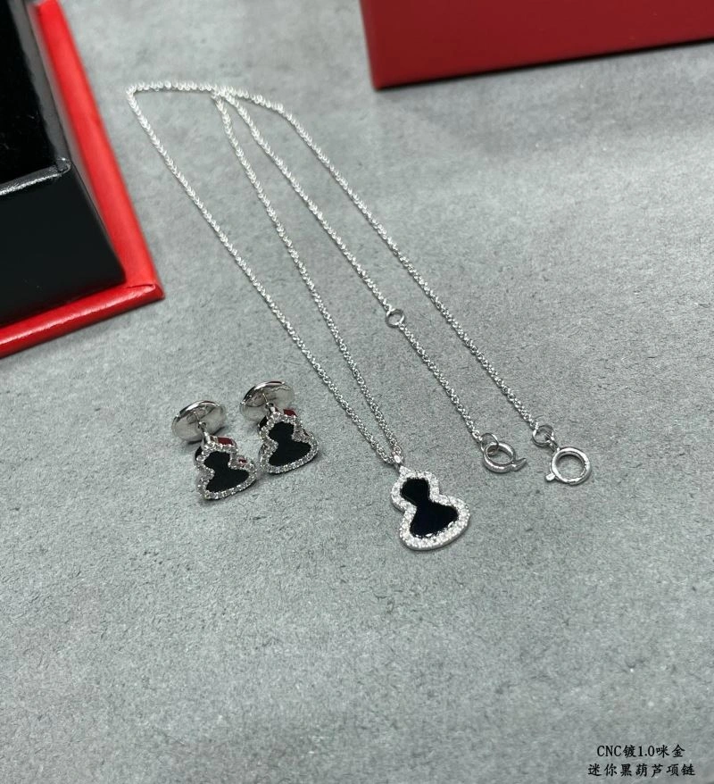 Qeelin Necklaces WaterResistant 211097