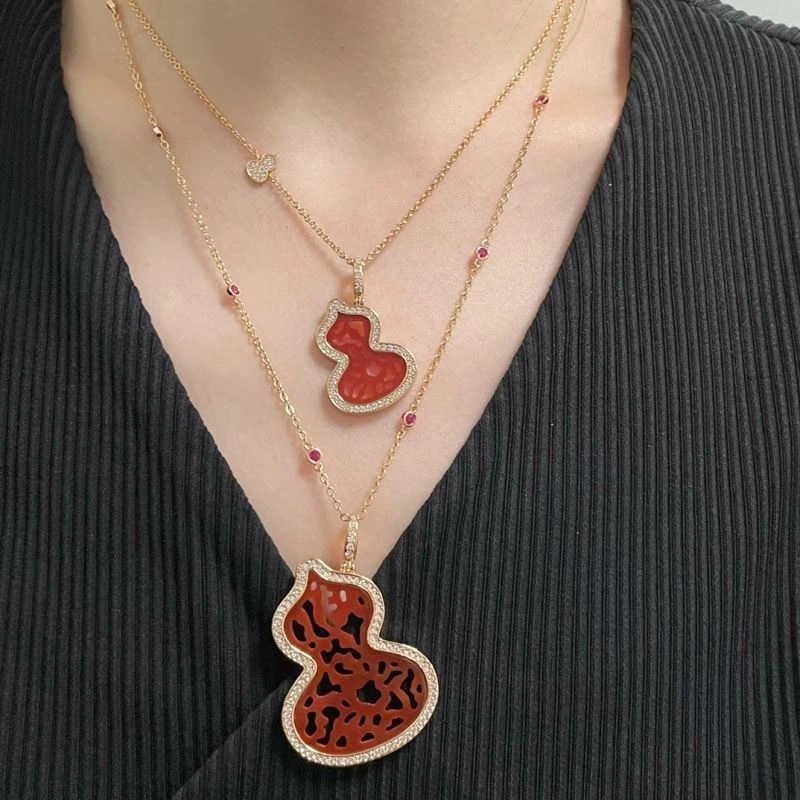 Qeelin Necklaces Bright 211084