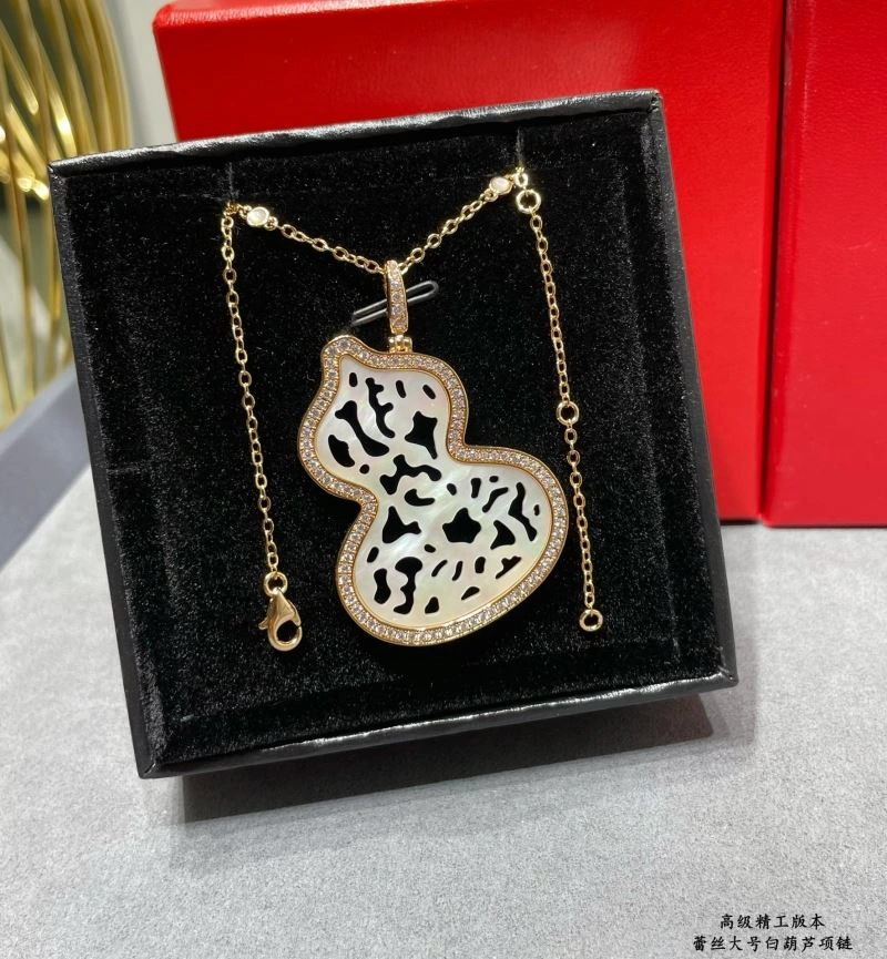 Qeelin Necklaces Bright 211078