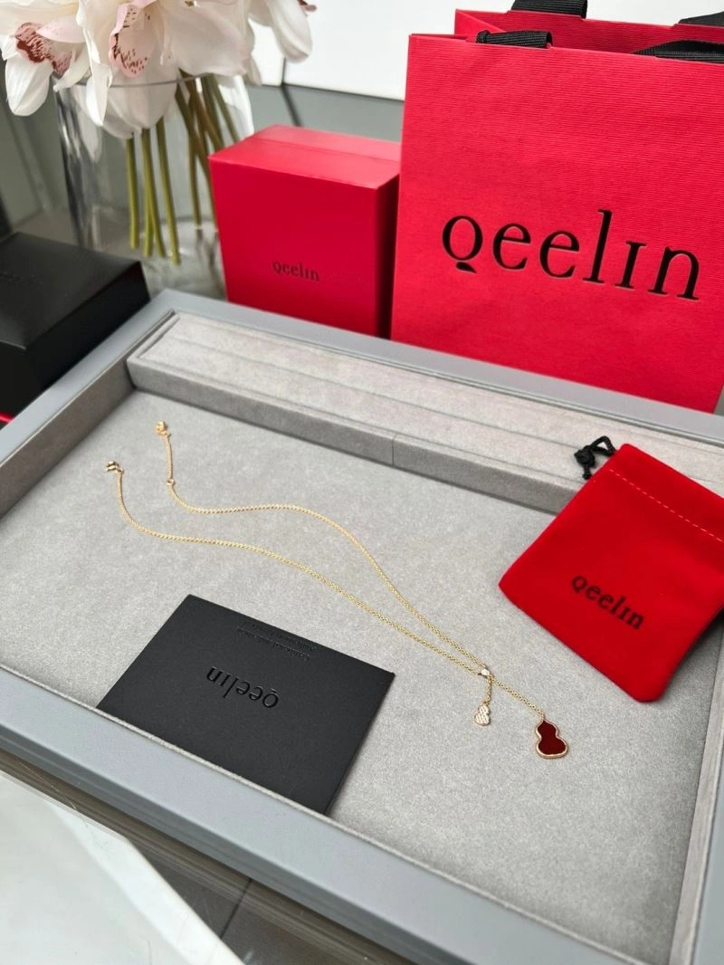 TechFriendly Qeelin Necklaces 211072