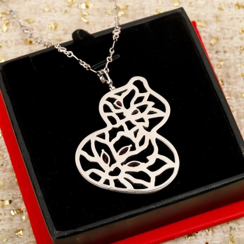 Qeelin Necklaces Lightweight 210390