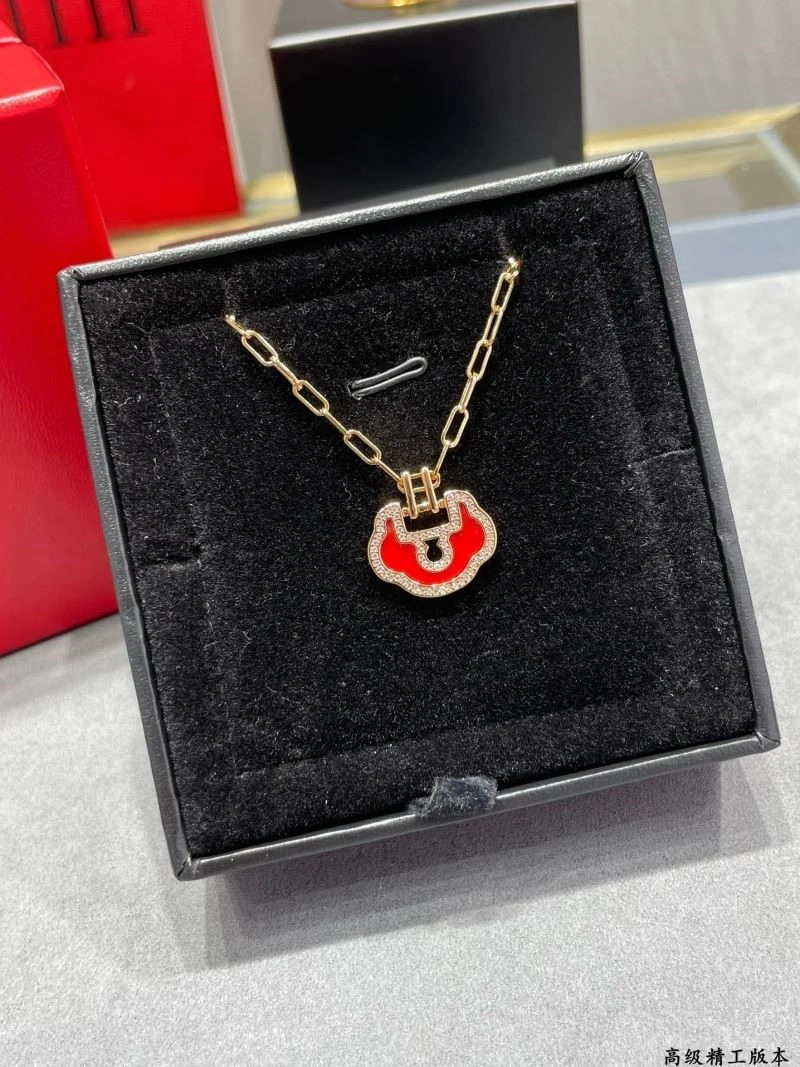 Qeelin Necklaces TechFriendly 210388