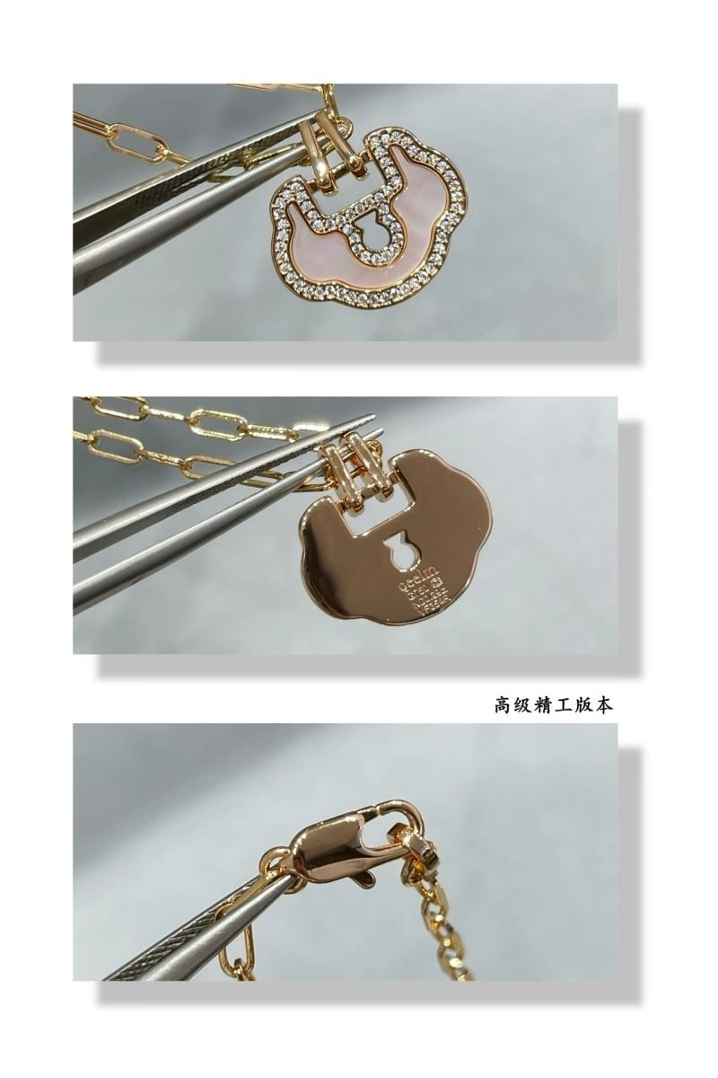 WaterResistant Qeelin Necklaces 210382