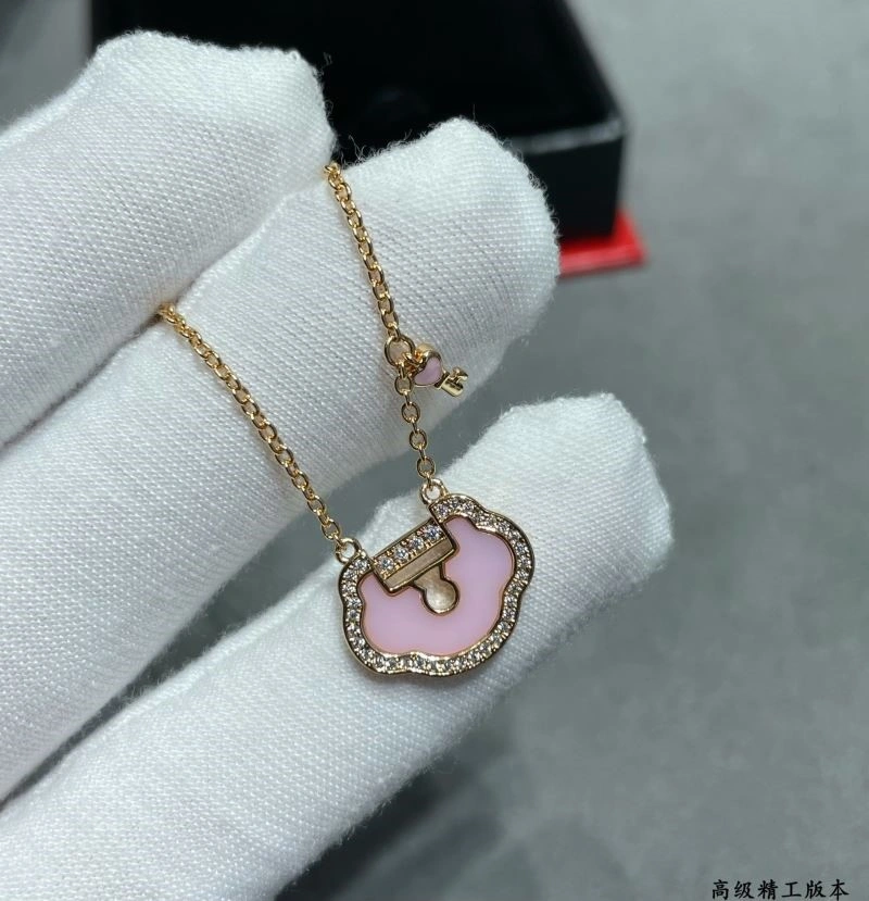 GoodFit Qeelin Necklaces 210381