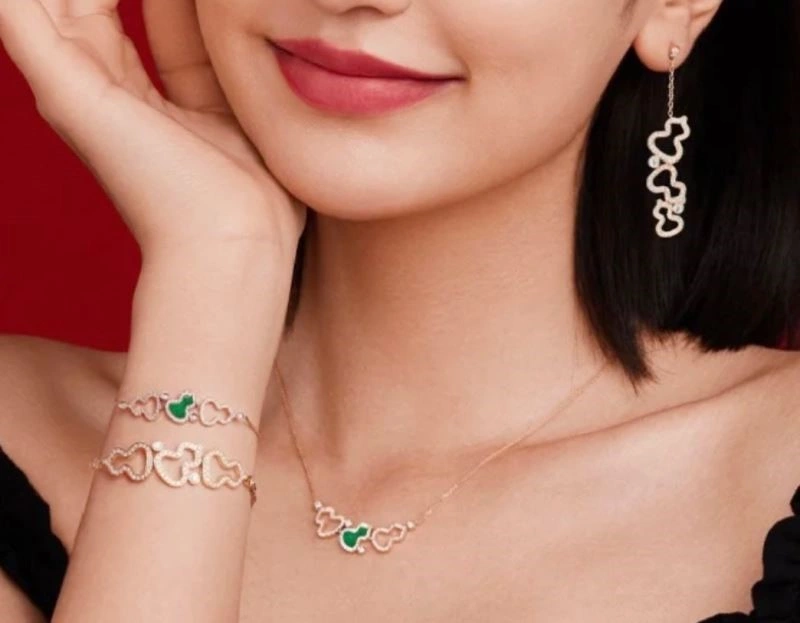 Qeelin Necklaces Breathable 210361