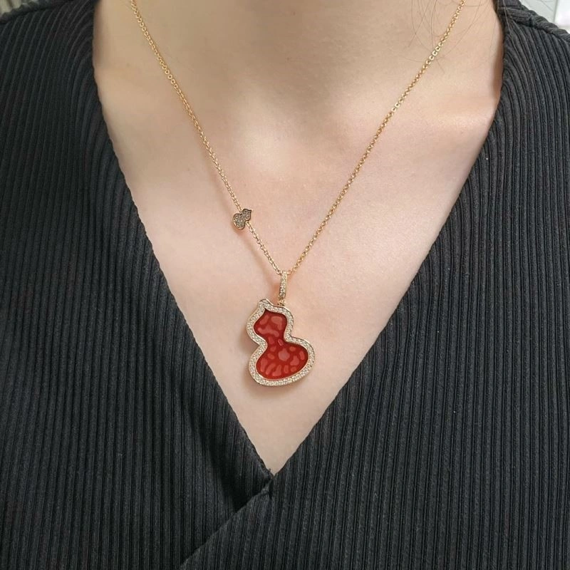 Modern Qeelin Necklaces 210365