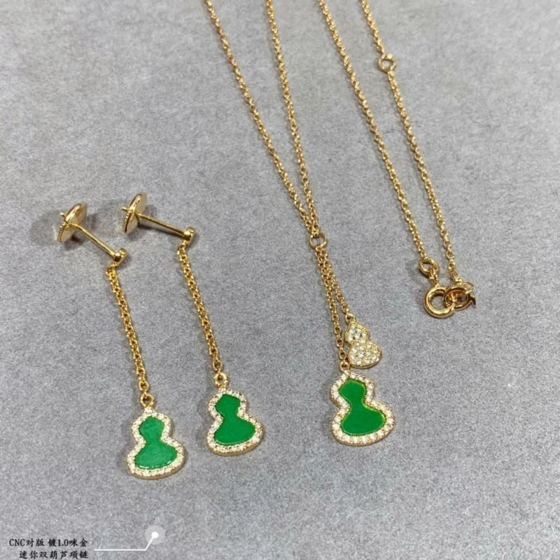 Stretchable Qeelin Necklaces 210372