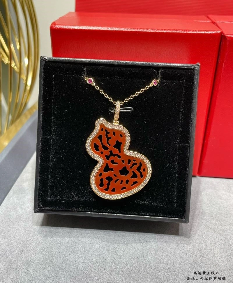 Qeelin Necklaces Practical 210359