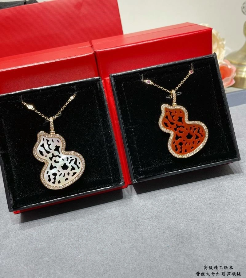 Qeelin Necklaces Practical 210359