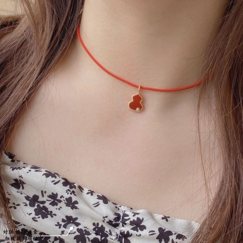 SmoothTexture Qeelin Necklaces 210356