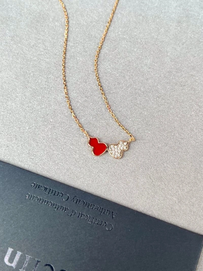 QuickDry Qeelin Necklaces 210358