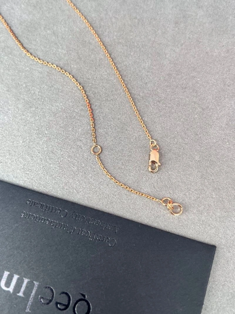 QuickDry Qeelin Necklaces 210358