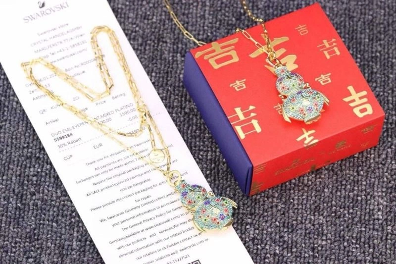 Snug Qeelin Necklaces 210351