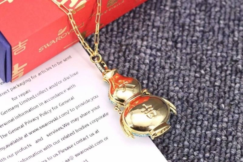 Snug Qeelin Necklaces 210351
