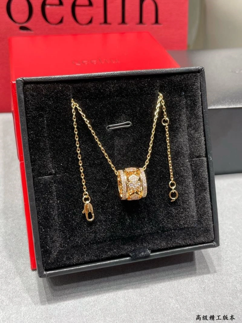 Affordable Qeelin Necklaces 210350