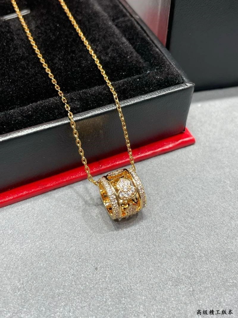 Affordable Qeelin Necklaces 210350