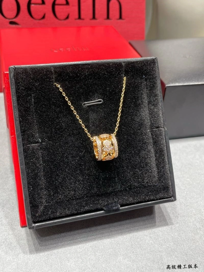 Affordable Qeelin Necklaces 210350