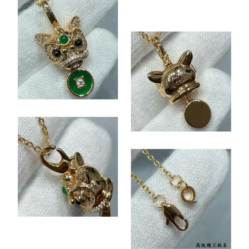 Stylish Qeelin Necklaces 210352