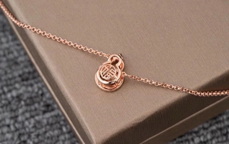 Qeelin Necklaces WellDesigned 209646