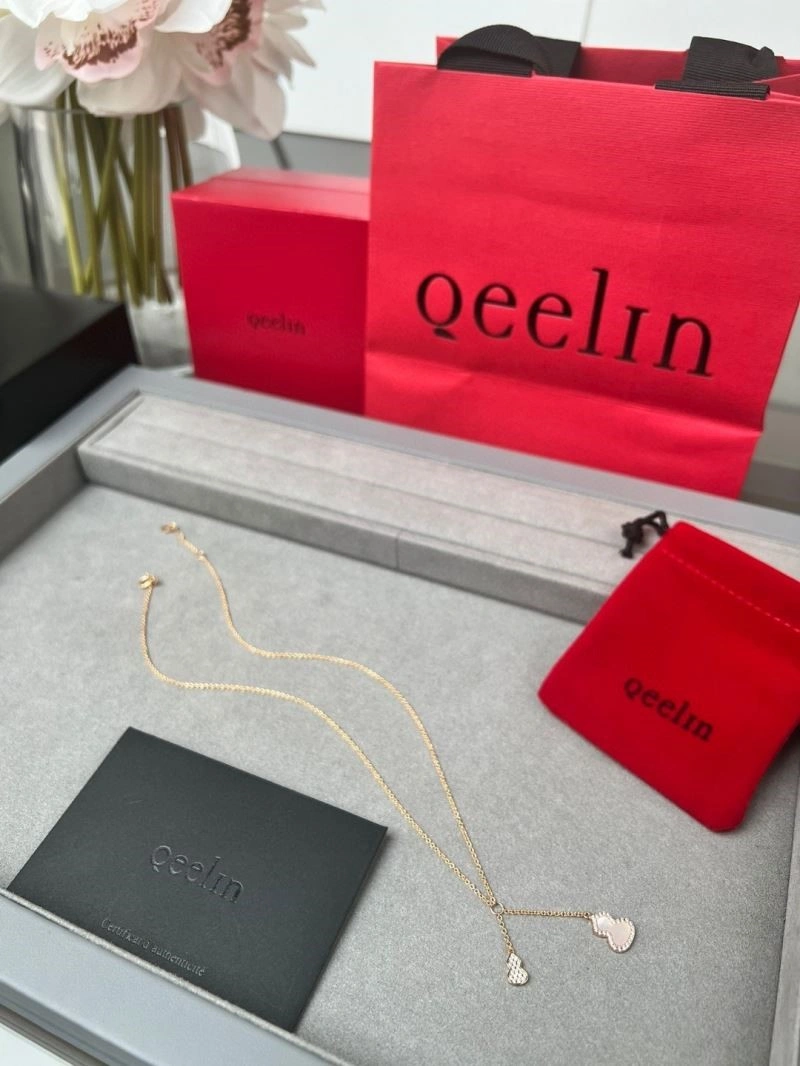 Qeelin Necklaces Classic 209129