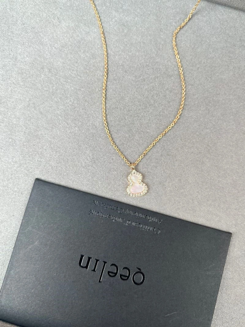 Snug Qeelin Necklaces 209135