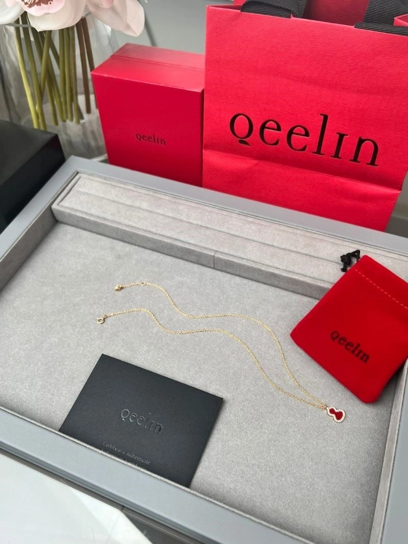 Qeelin Necklaces SmoothTexture 209102