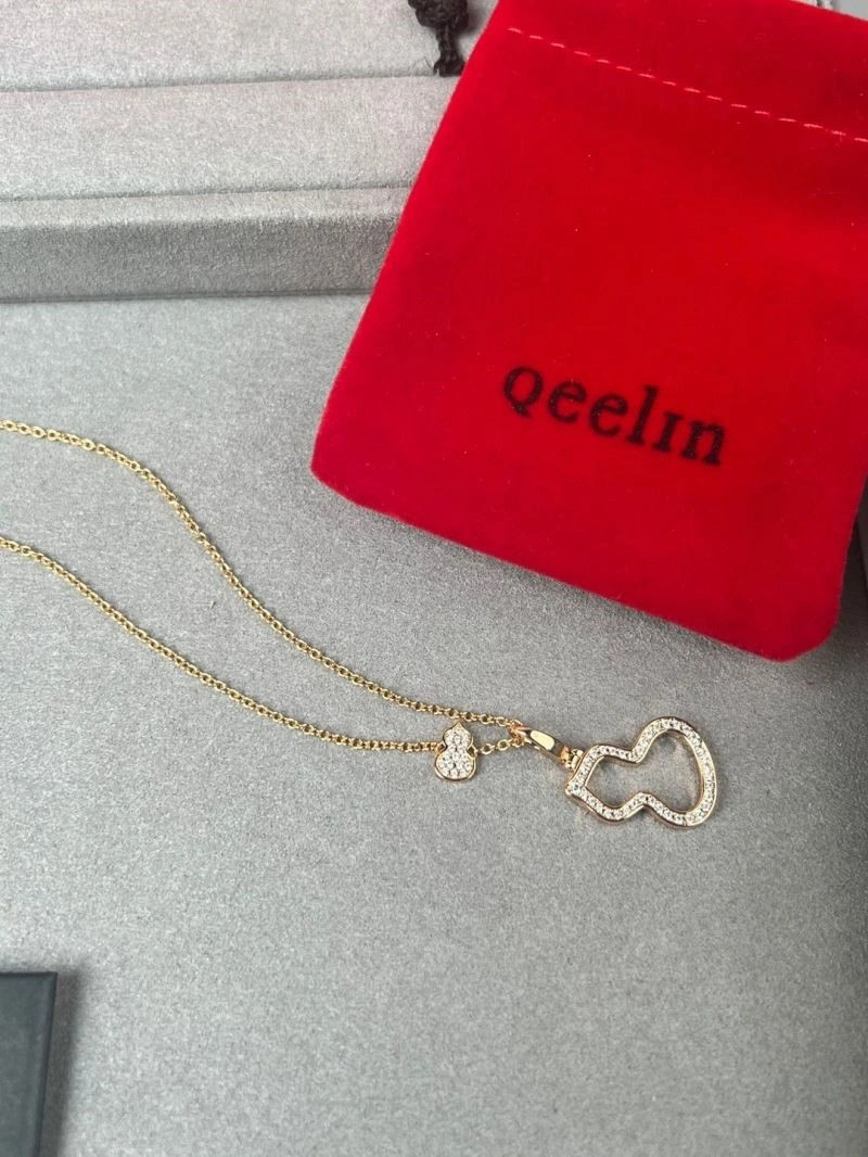 Flexible Qeelin Necklaces 209100