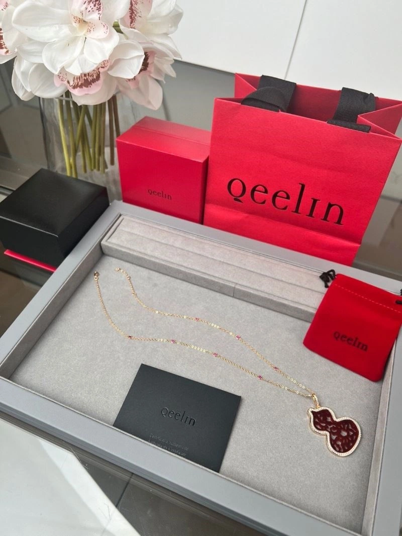 Qeelin Necklaces Seasonal 209098