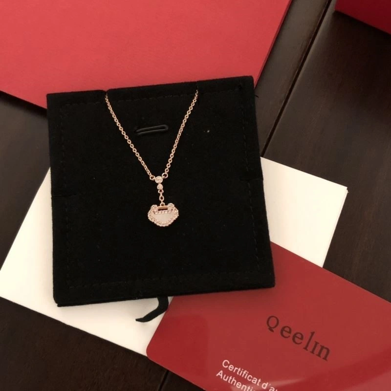 SoftTouch Qeelin Necklaces 209096