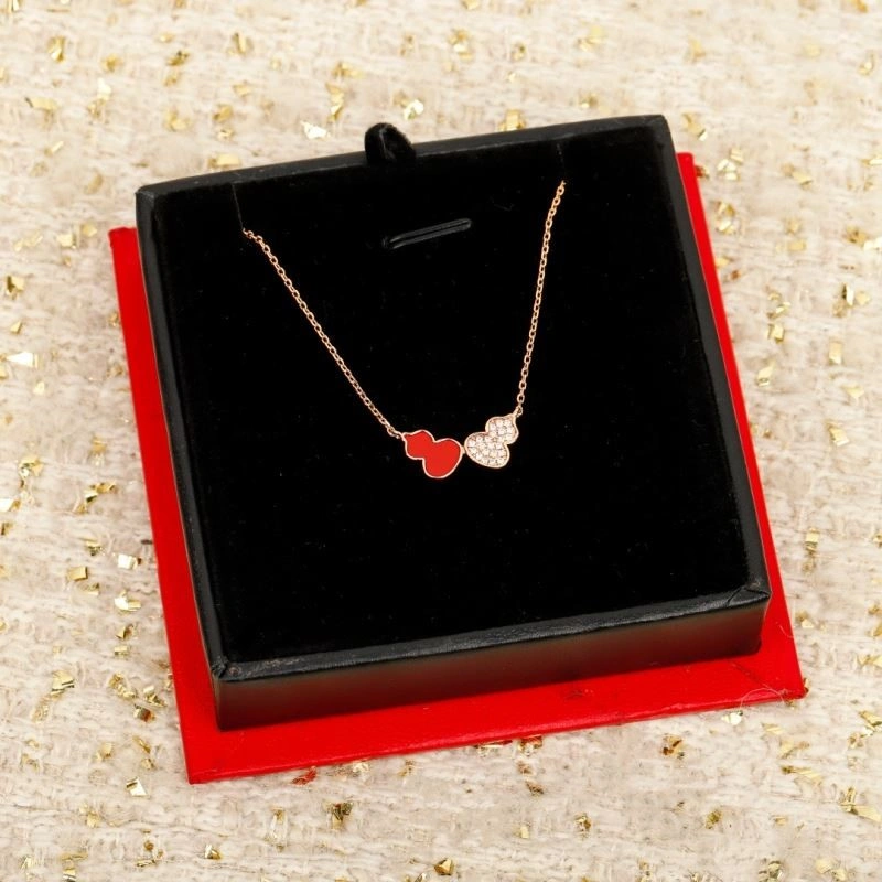 SmoothTexture Qeelin Necklaces 209097