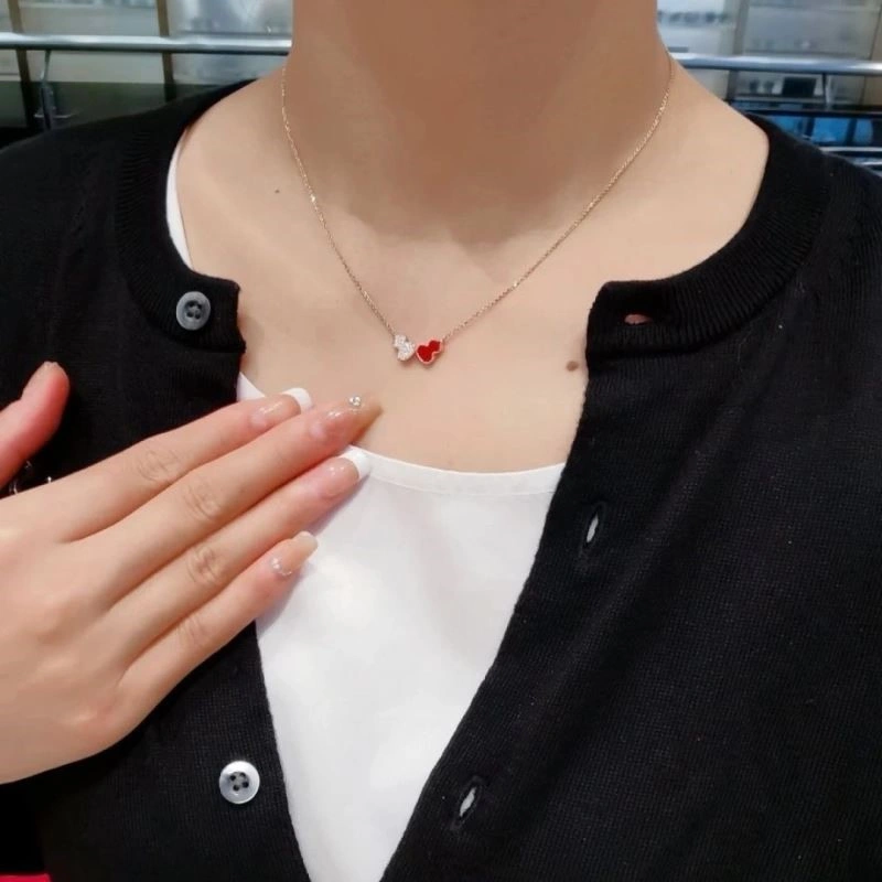 SmoothTexture Qeelin Necklaces 209097