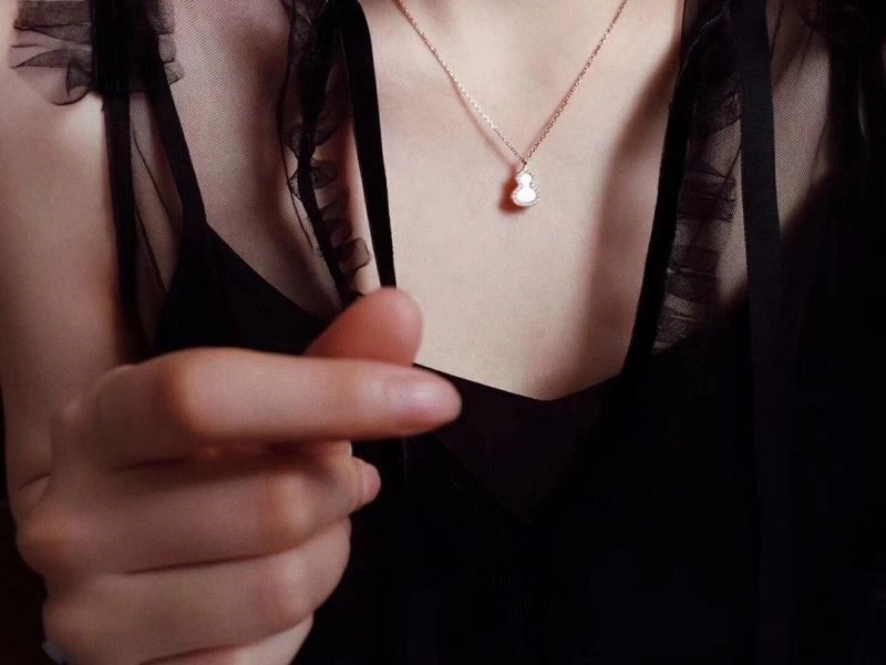 Qeelin Necklaces Chic 208452
