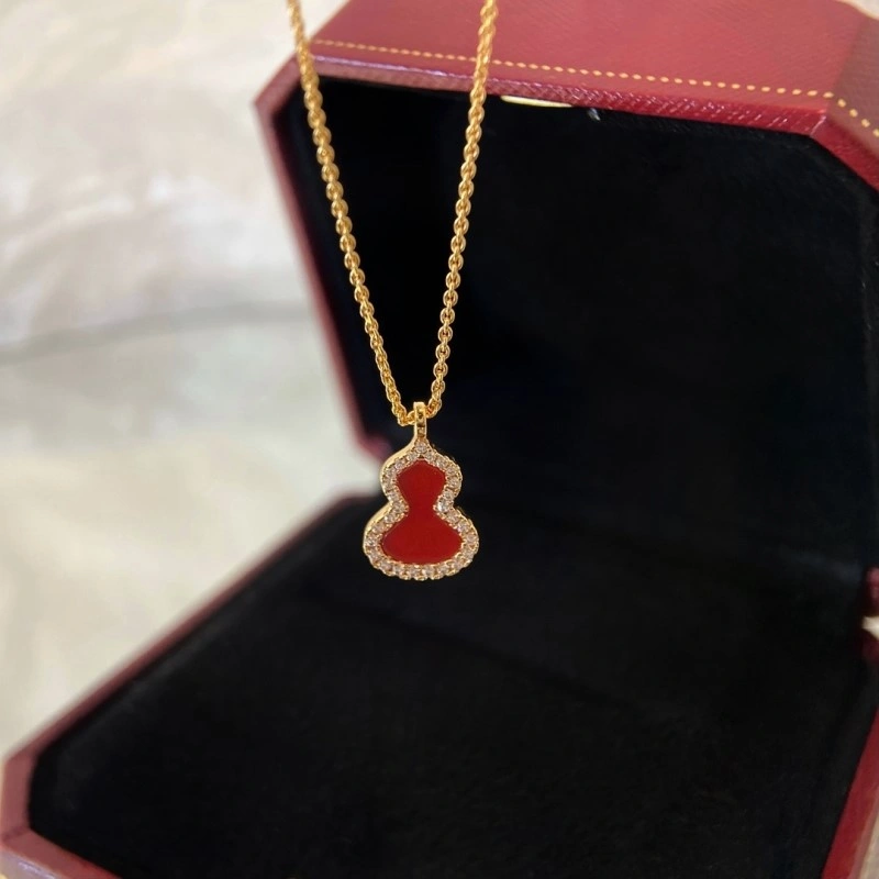 Qeelin Necklaces Stylish 208448