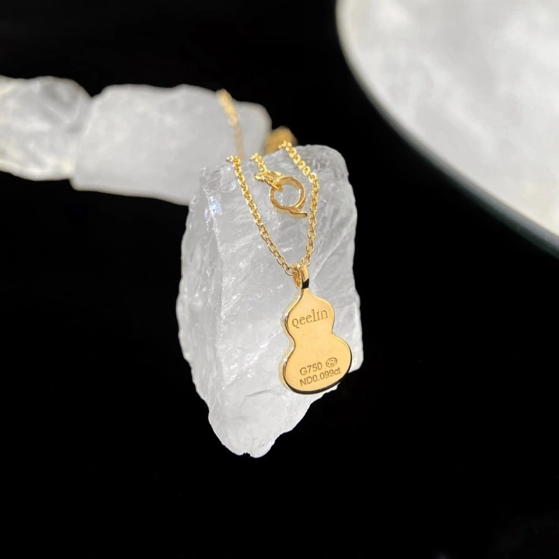 Qeelin Necklaces Compact 208474