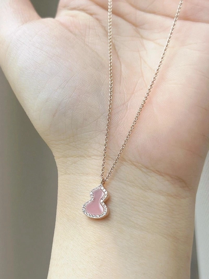 Qeelin Necklaces Versatile 208449